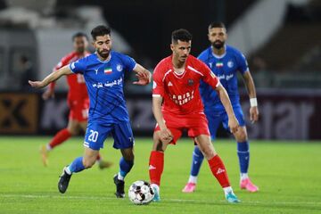 استقلال با ۸ تغییر مقابل نساجی به میدان می‌رود +عکس