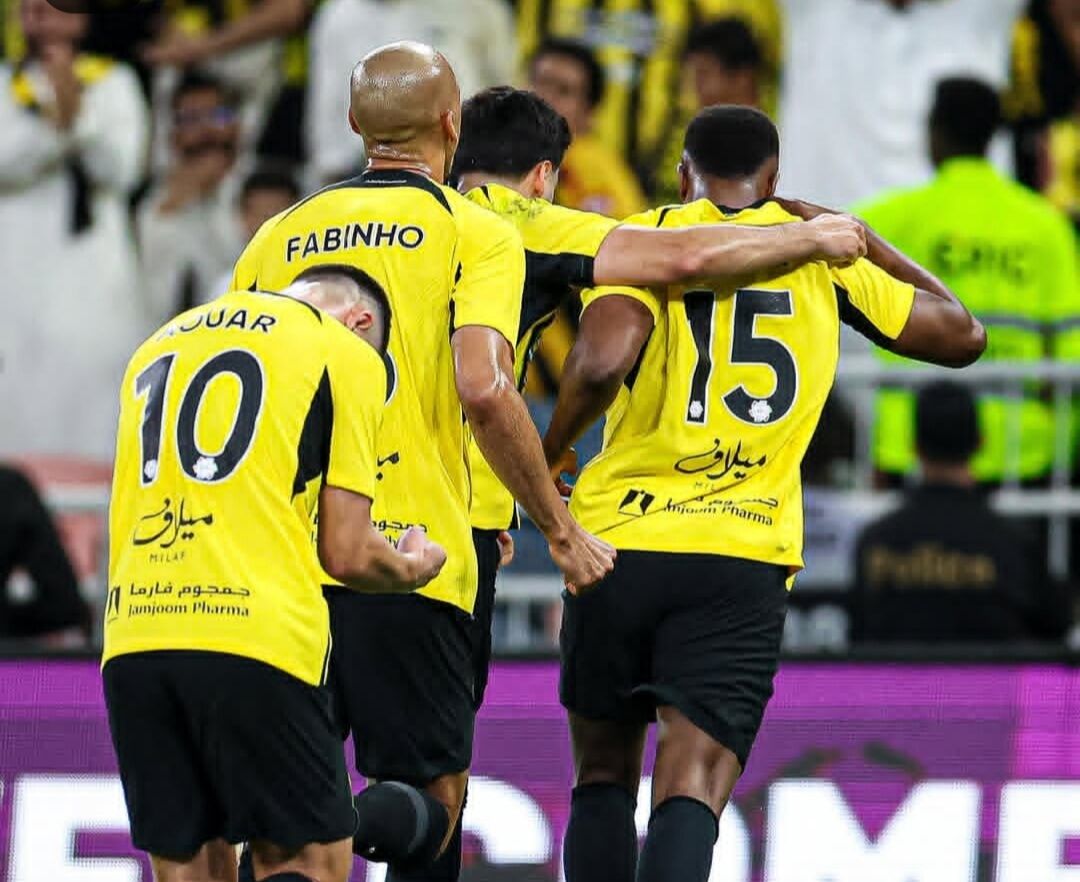 آتش بازی الاتحاد مقابل الهلال؛ فاصله تیم ژسوس با صدر به ۷ رسید آتش بازی الاتحاد مقابل الهلال؛ فاصله تیم ژسوس با صدر به ۷ رسید