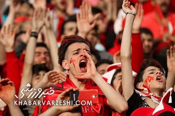 دروازه بان و مدافع پرسپولیس، هوادار این تیم را کتک زدند! دروازه بان و مدافع پرسپولیس، هوادار این تیم را کتک زدند!