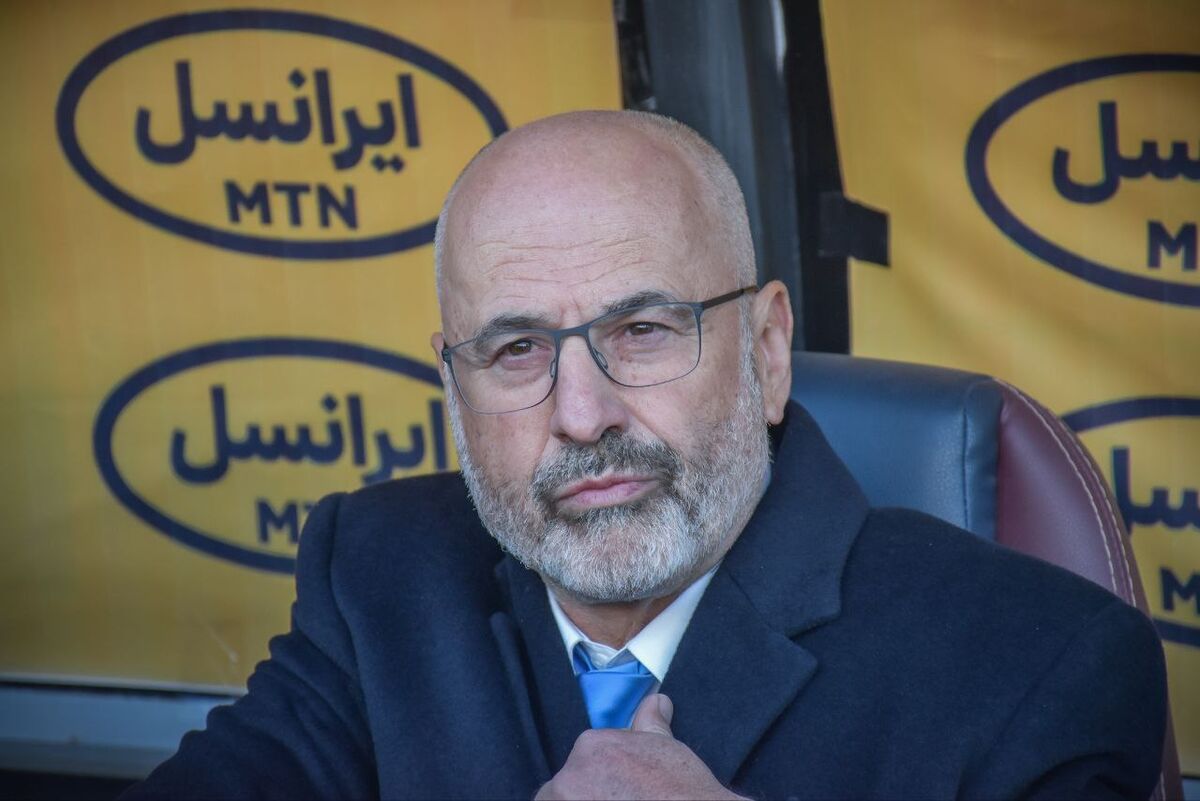 باشگاه استقلال گرانترین بلیت هواپیما در ایران را کنسل کرد! باشگاه استقلال گرانترین بلیت هواپیما در ایران را کنسل کرد!