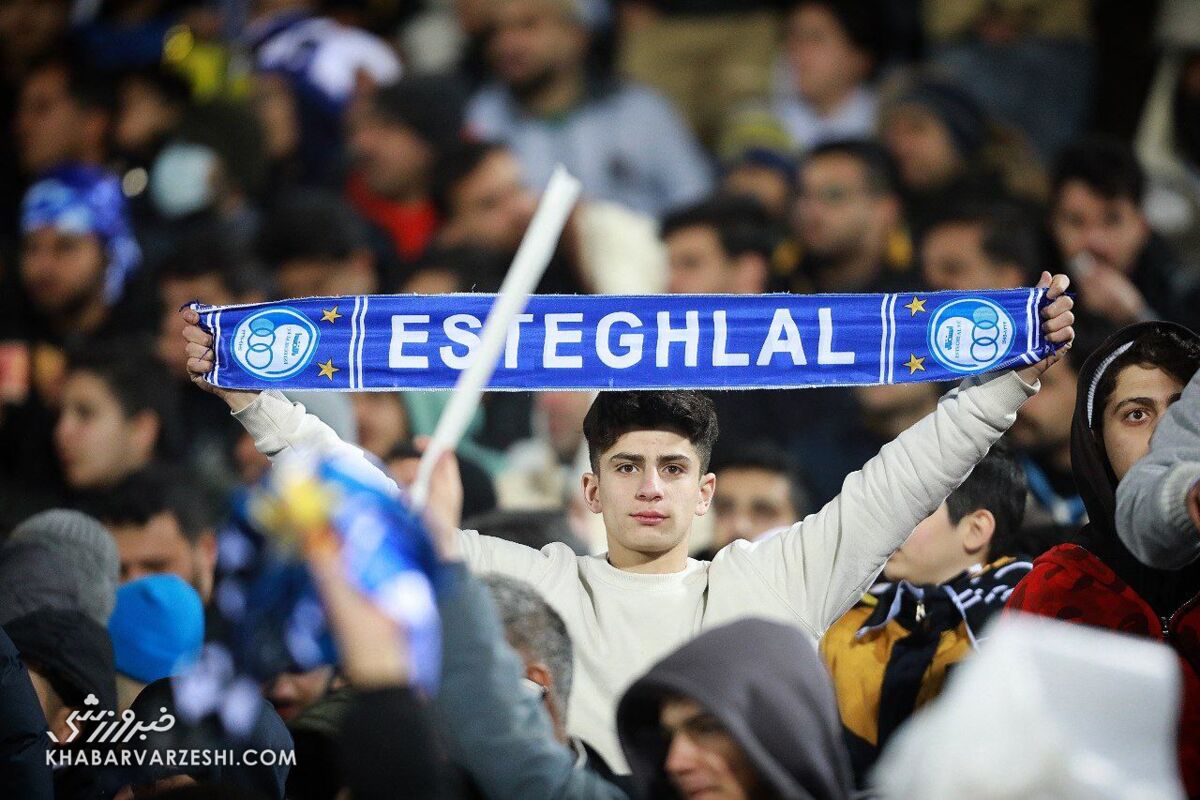 بلاگرهای النصر ستاره های استقلال را شکار کردند!