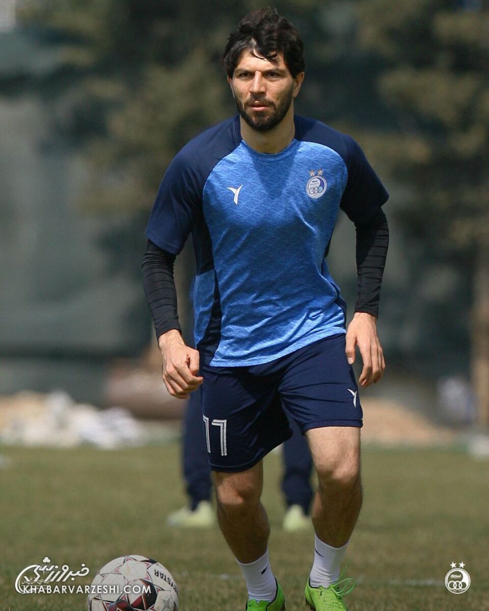 خارجی محبوب استقلال به ترکیب اصلی برمی گردد؟ خارجی محبوب استقلال به ترکیب اصلی برمی گردد؟