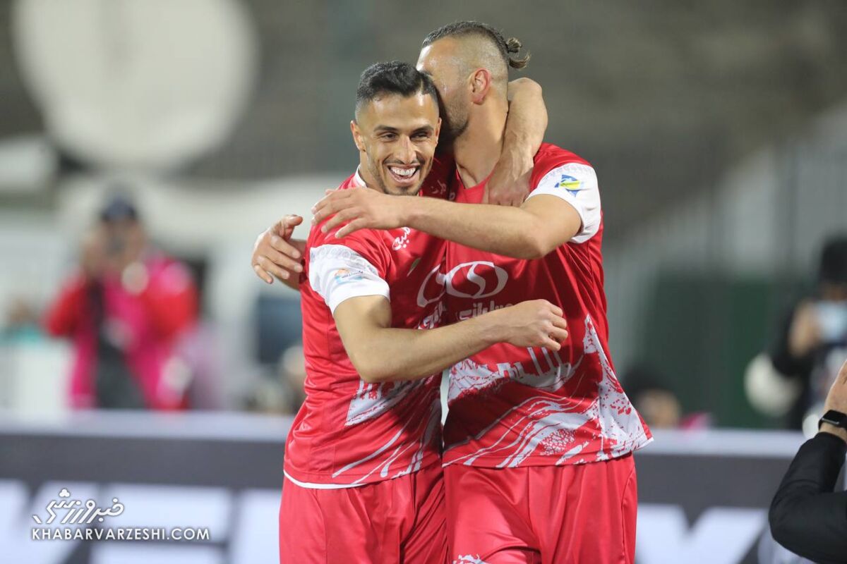 عجیب ولی واقعی؛ تنها ۸ بازیکن بزرگسال با پرسپولیس قرارداد دارند! عجیب ولی واقعی؛ تنها ۸ بازیکن بزرگسال با پرسپولیس قرارداد دارند!