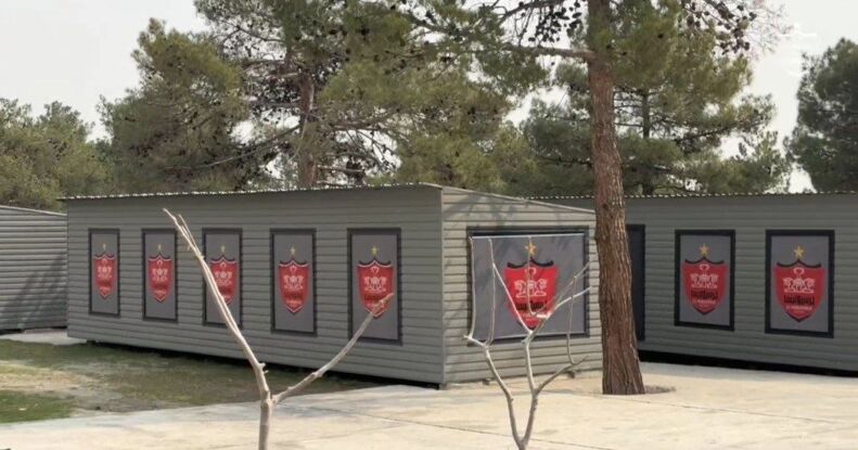 تجهیز فوری زمین های شماره ۲ و ۳ آزادی