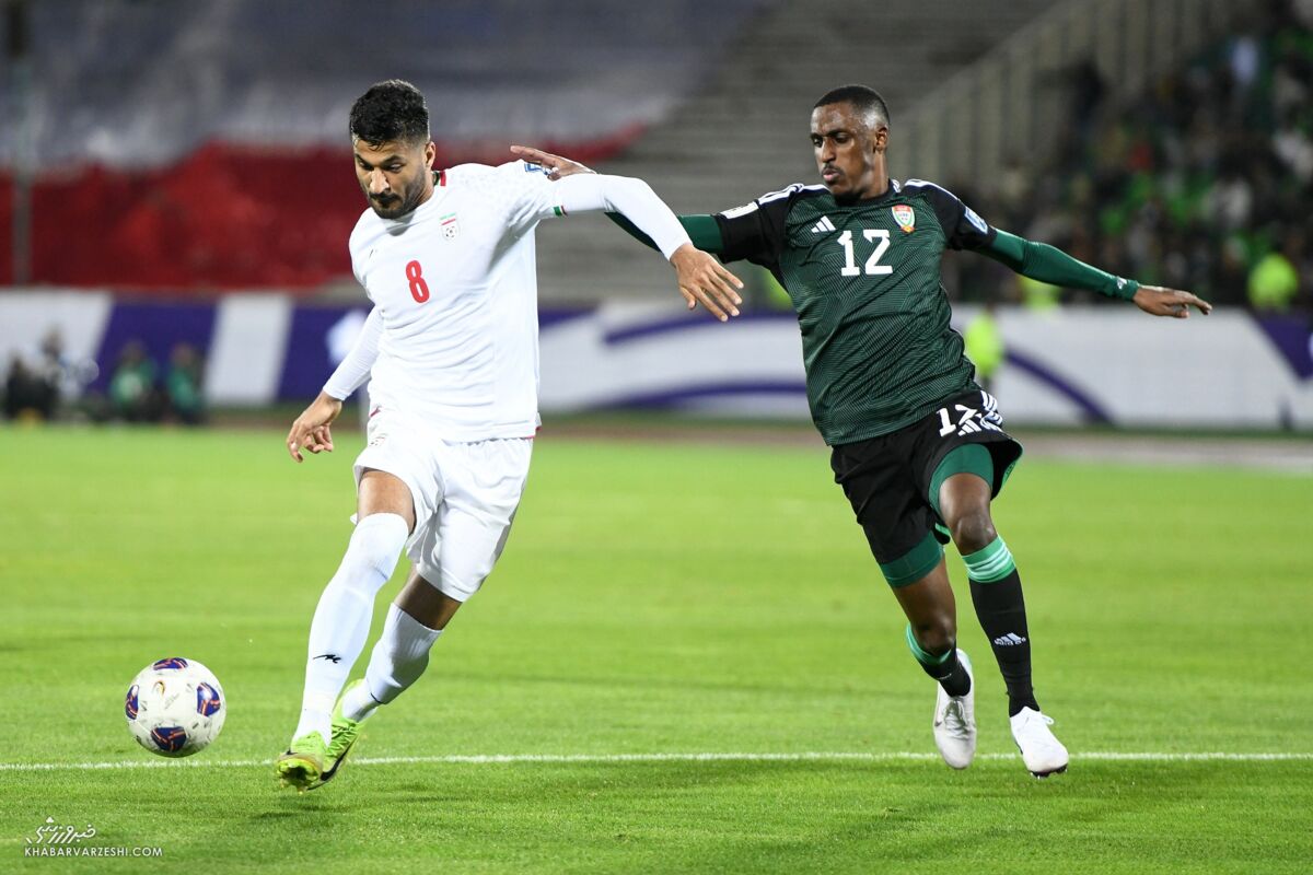 دور زدن مدافعان تیم ملی مثل تریلی است!/ امیدوارم یک امتیاز را از ازبکستان بگیریم/ در تیم ملی فقط یک بازیکن استاندارد داریم!