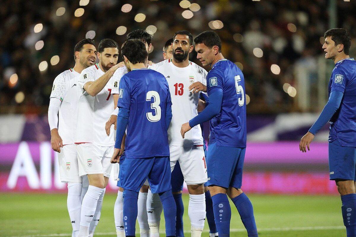 نقطه ضعف تیم ملی ما در دفاع است نه حمله/ بازی با ازبکستان ضعف ها را نشان داد/ دلخوش به بازی دوستانه با تیم های ضعیف نباشیم، برای جام جهانی با تیم بزرگ بازی کنیم نقطه ضعف تیم ملی ما در دفاع است نه حمله/ بازی با ازبکستان ضعف ها را نشان داد/ دلخوش به بازی دوستانه با تیم های ضعیف نباشیم، برای جام جهانی با تیم بزرگ بازی کنیم