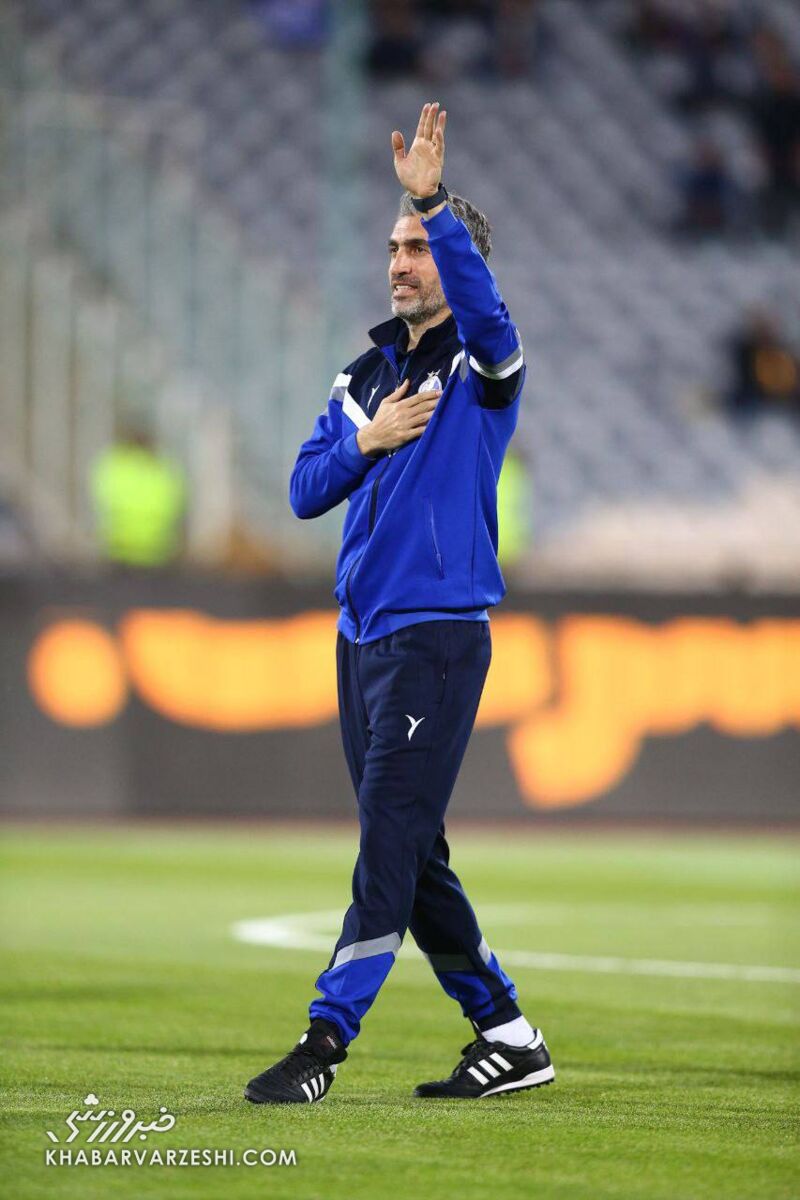 لبخند رضایت جباری از بازگشت دوباره به آزادی +عکس