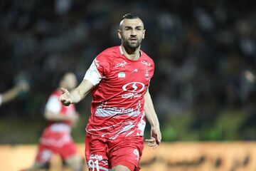 پاسخ مبهم ستاره به یک تماس؛ دست پرسپولیس در پوست گردو!