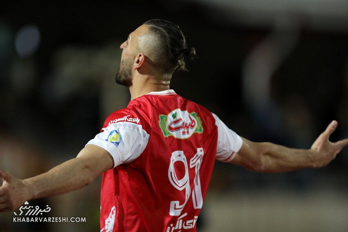 مهاجم پرسپولیس ایران را ترک کرد مهاجم پرسپولیس ایران را ترک کرد