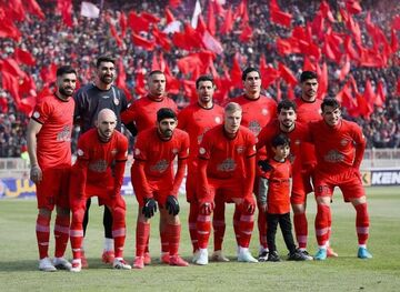 یازده سرباز اسکوچیچ در نبرد با فولاد