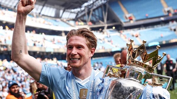 ستاره با سیتی در خط پایان! ستاره با سیتی در خط پایان!