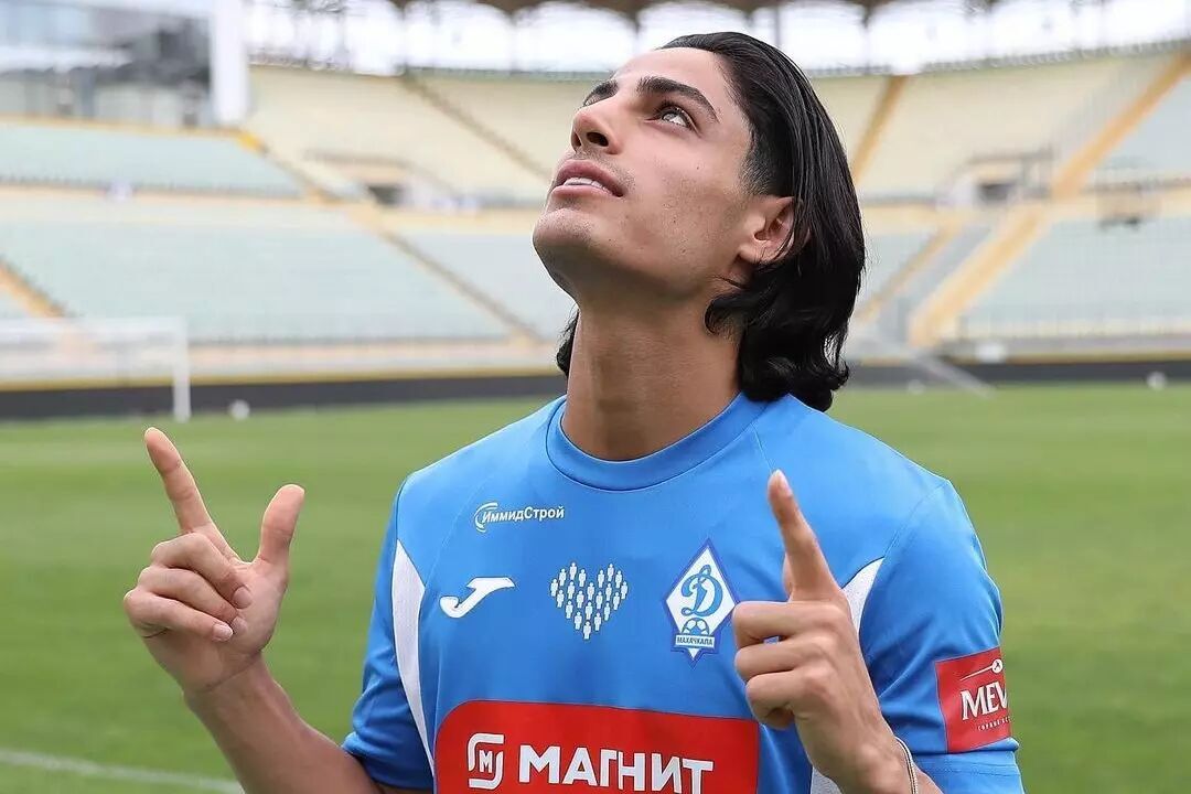 حسین نژاد: می توانم چند بازیکن ایرانی به ماخاچ قلعه معرفی کنم/ جنگ واقعا طاقت فرسا است حسین نژاد: می توانم چند بازیکن ایرانی به ماخاچ قلعه معرفی کنم/ جنگ واقعا طاقت فرسا است