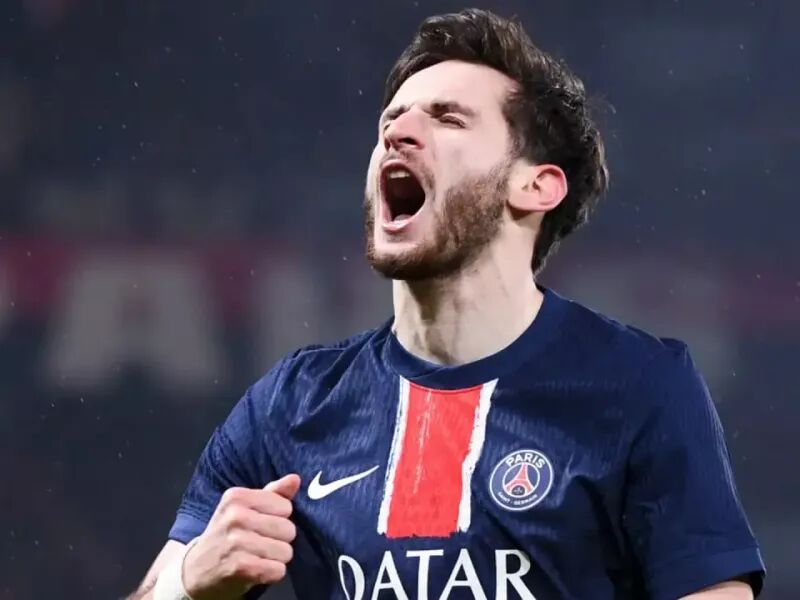 ستاره گرجستانی با دو جام، فصل را تمام کرد! ستاره گرجستانی با دو جام، فصل را تمام کرد!