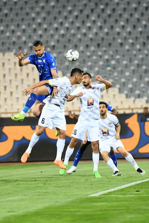 استقلال فولاد