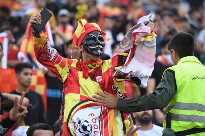 استقلال فولاد