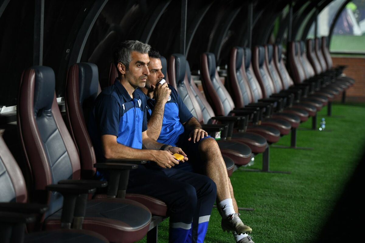 ادعای یک خبرگزاری؛ هشت شاکی سرمربی جدید آبیها! ادعای یک خبرگزاری؛ هشت شاکی سرمربی جدید آبیها!