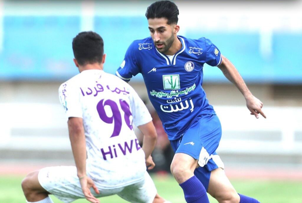 ثانیههای پایانی پیروزی را از هوادار گرفت ثانیههای پایانی پیروزی را از هوادار گرفت