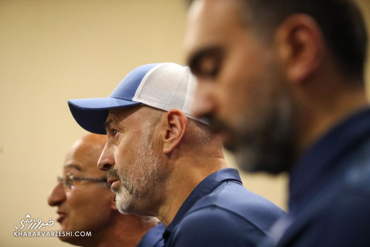 ما حمایت میکنیم؛ بوژوویچ هم باید عمل کند، امیدوارم مردم یک فرصت دیگر به استقلال بدهند