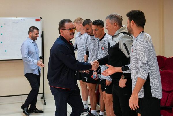 فقط سعادتی «پکیجی» میبندد آقای زنوزی؟!