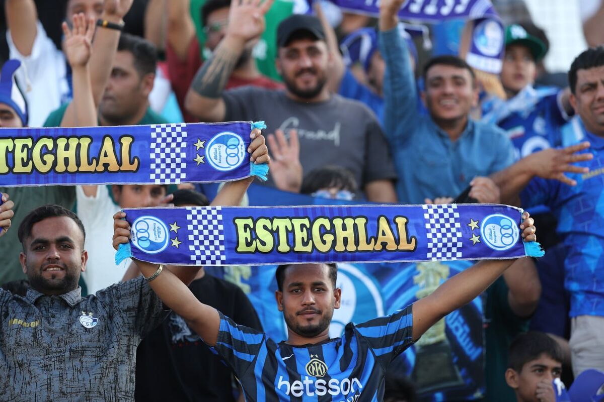 واکنش استقلالی ها در آستانه پنجمین شکست بوژوویچ؛ تشویق فرهاد مجیدی در سیرجان! واکنش استقلالی ها در آستانه پنجمین شکست بوژوویچ؛ تشویق فرهاد مجیدی در سیرجان!