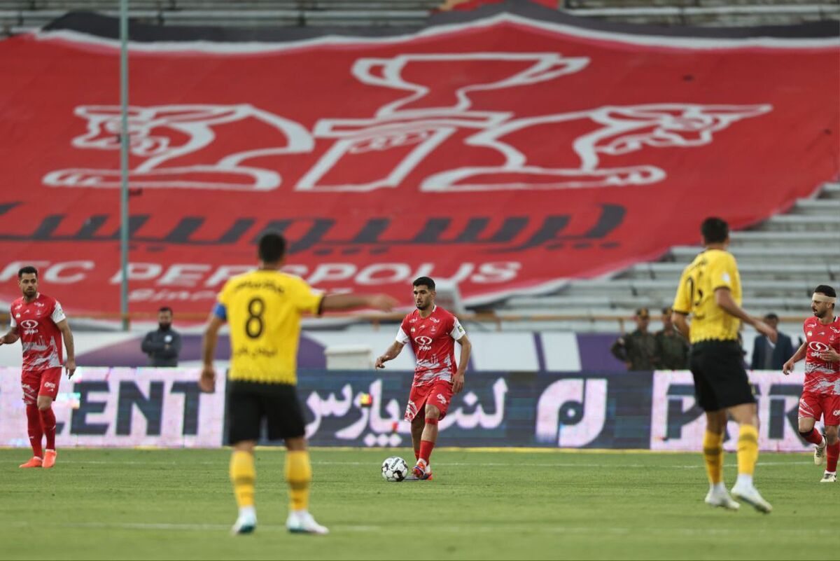 هشدار برای وحید هاشمیان؛ سپاهان بازی شروع نشده گل میزند/ فجرسپاسی پشت هواداران را لرزاند!