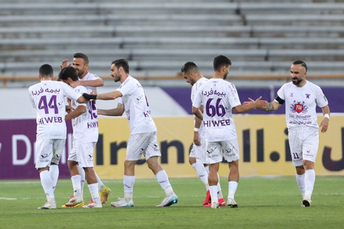 روایت خواندنی از جوان ۲۰ ساله ای که به استقلال گل مارادونایی زد؛ مارادونای هوادار با پای پیاده دنبال اسنپ بود!/ اختصاصی خبرورزشی روایت خواندنی از جوان ۲۰ ساله ای که به استقلال گل مارادونایی زد؛ مارادونای هوادار با پای پیاده دنبال اسنپ بود!/ اختصاصی خبرورزشی