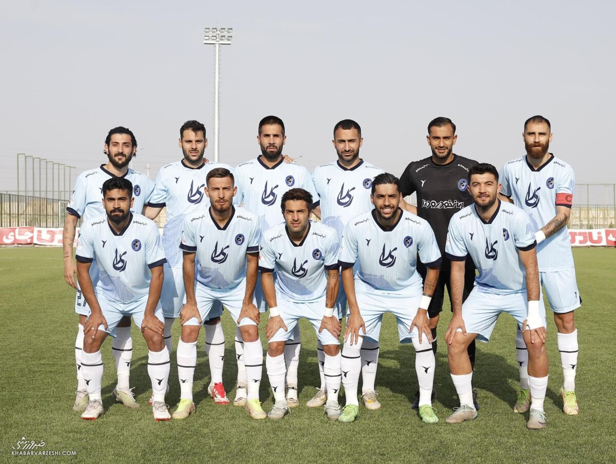 بعد از آن گل ۸۰ متری بازیکنان استقلال شب چطور خوابشان برد؟ / خدا کند بازی پیکان به وقت اضافه نکشد/ این استقلال مایه شرمساری است!