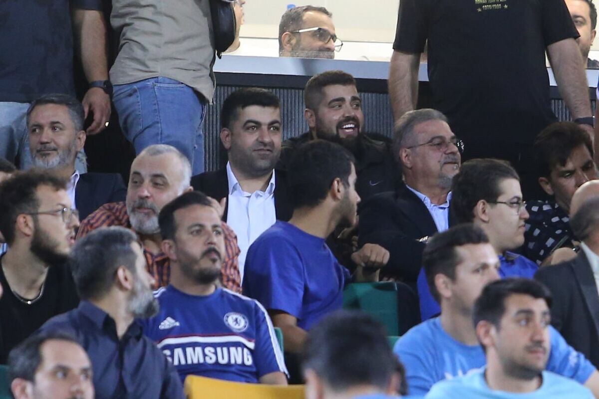 مدیران استقلال پمپ بنزین را رد نکنند! / وقت استفاده از پول هلدینگ فرا رسید