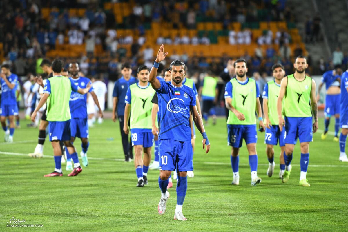 فکت جالب در استقلال؛ دفاع راست باش و پنالتی بزن! فکت جالب در استقلال؛ دفاع راست باش و پنالتی بزن!