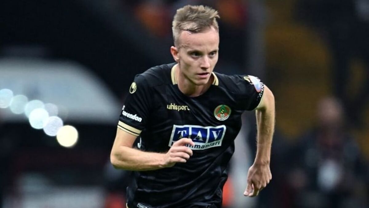 خرید جدید پرسپولیس پرید؟/ گزینه خارجی کارتال جا زد؟ خرید جدید پرسپولیس پرید؟/ گزینه خارجی کارتال جا زد؟