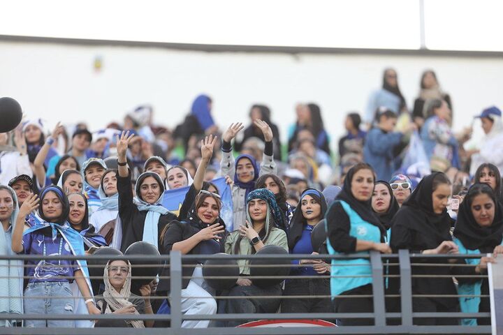 استقلال آلومینیوم