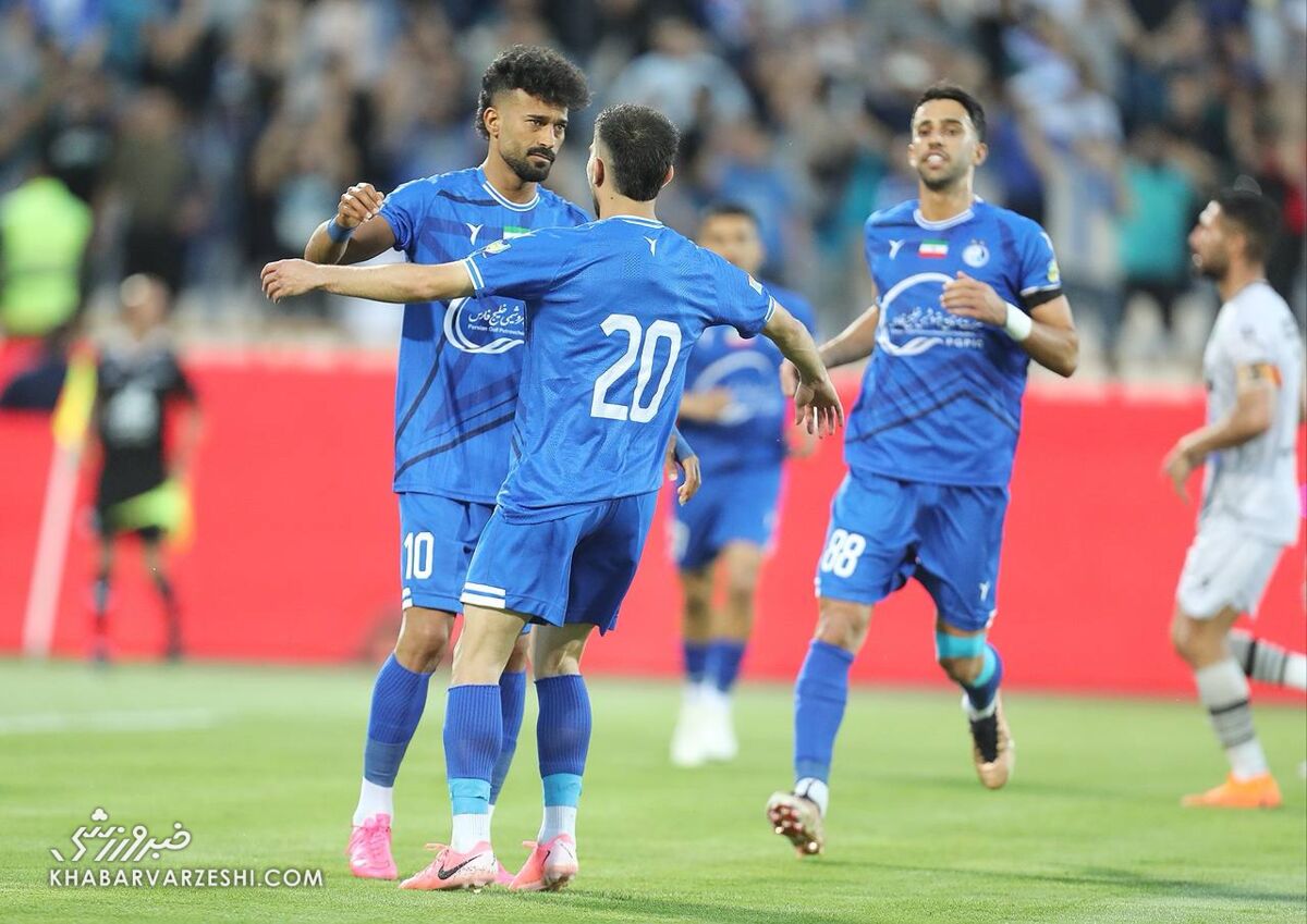 کمیته داوران، پنالتی استقلال و تراکتور را تایید کرد کمیته داوران، پنالتی استقلال و تراکتور را تایید کرد