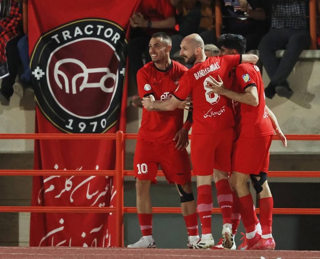 دستور جلسه ویژه هیات مدیره پرسپولیس/ پس از محرومیت بیرانوند حالا نوبت تراکتور است