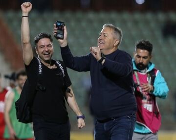 اسکوچیچ و خانواده در اهواز!