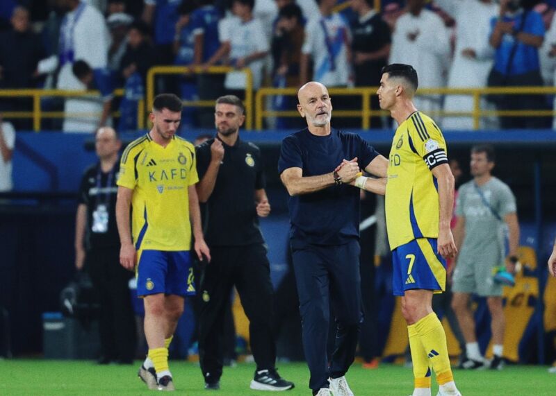 اعتراض پس از شکست در لیگ قهرمانان آسیا: فرودگاه، فرودگاه! / شمارش معکوس برای تکرار پیولی اوت! اعتراض پس از شکست در لیگ قهرمانان آسیا: فرودگاه، فرودگاه! / شمارش معکوس برای تکرار پیولی اوت!