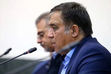 تاجرنیا به قوانین فیفا هم رحم نکرد!/ تبصره برای شکست دادن بند حمایتی فیفا؟ با فیفا هم شوخی دارید؟