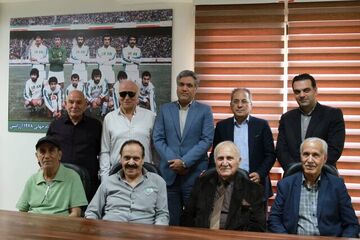 گفت و گوی بزرگان فوتبال ایران با حسن روشن