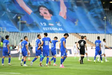 با وجود تکذیب مدیر؛ استقلال فهرست نقل و انتقالاتی دارد!