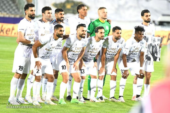 استقلال