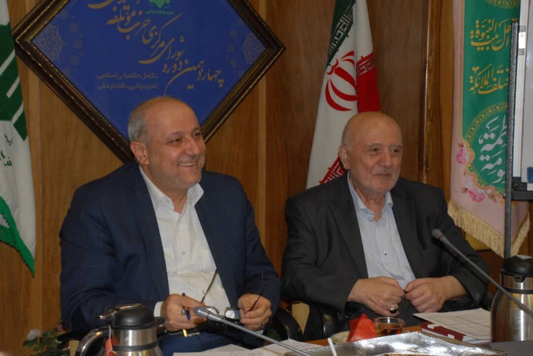 مناف هاشمی: ساختار ورزش نیازمند اصلاح است؛ فدراسیون‌ها باید بخشی از بودجه را خودشان تهیه کنند!