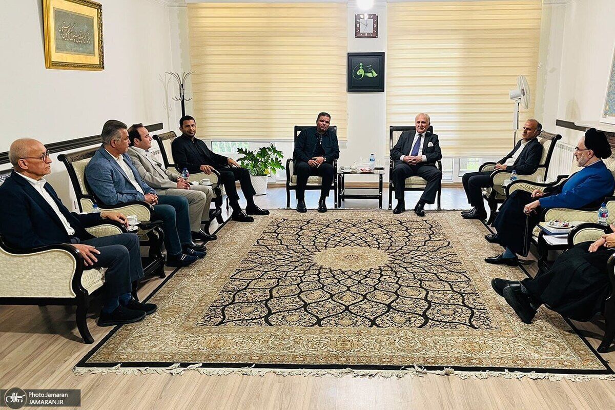 دیدار پیشکسوتان پرسپولیس با سیدمحمد خاتمی