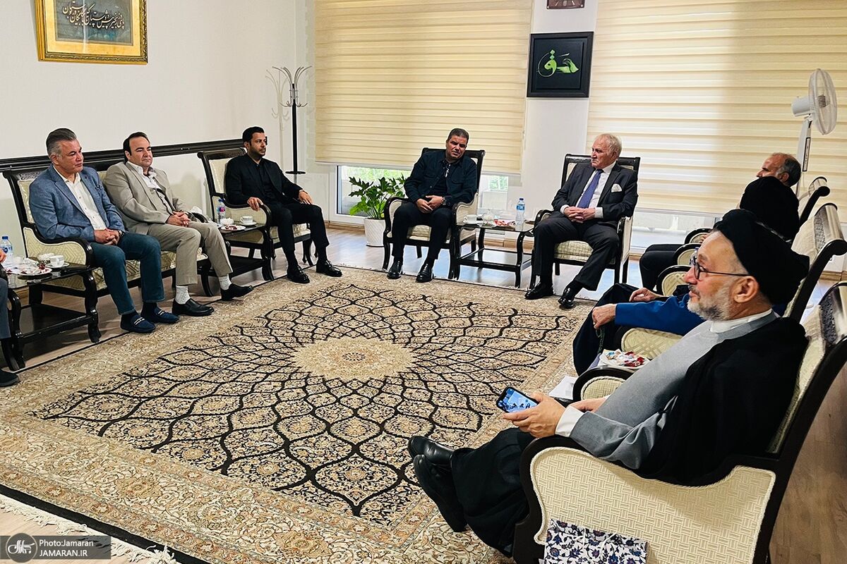 دیدار پیشکسوتان پرسپولیس با سیدمحمد خاتمی