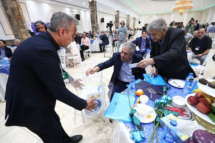 مجمع پیشکسوتان