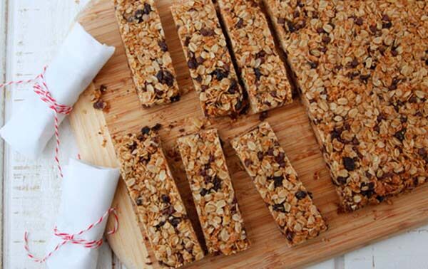 بهترین میان وعده برای ورزشکاران : پروتئین بار