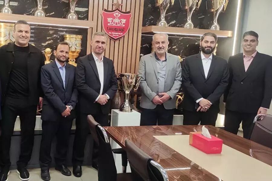 دیدار درویش با شهردار منطقه ۵ تهران!