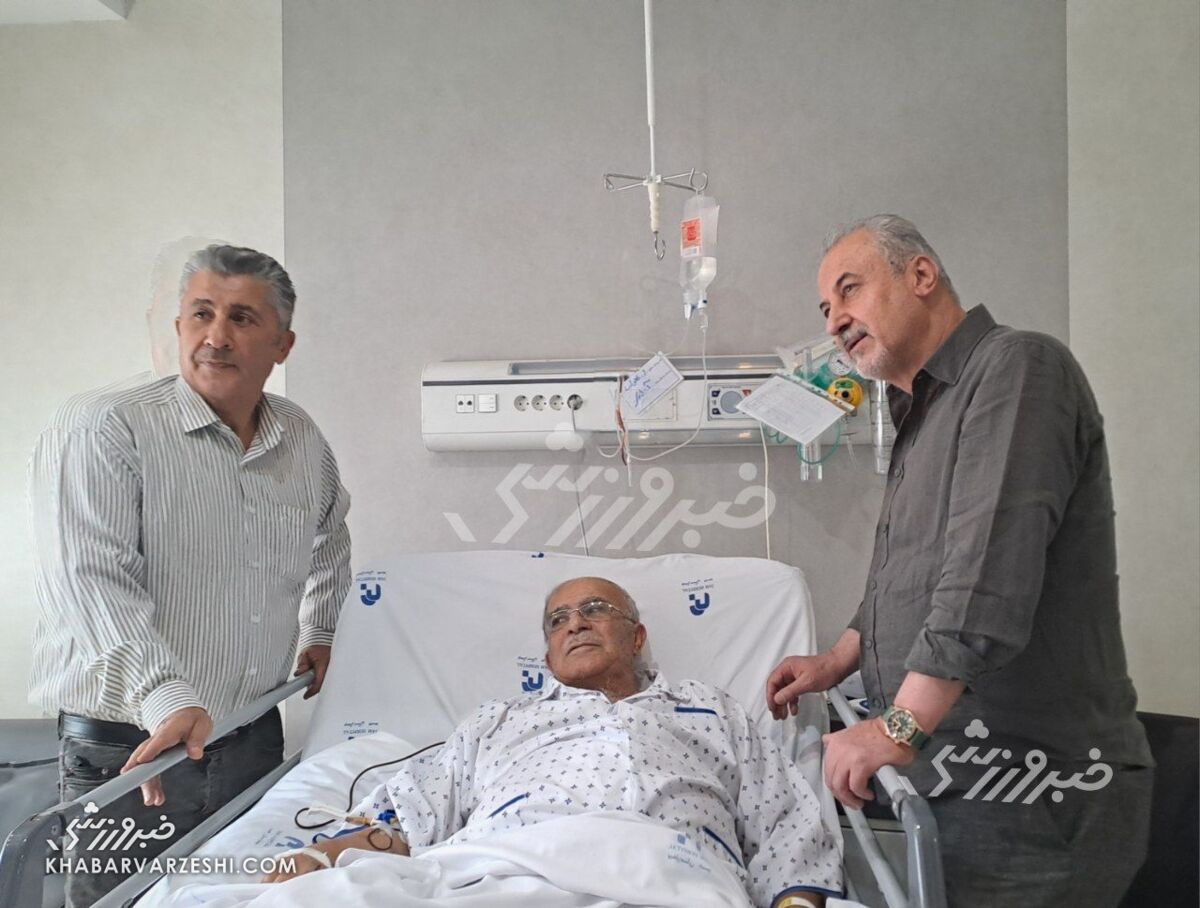 اختصاصی خبرورزشی/ مدیرعامل پرسپولیس بر بالین ستاره استقلال + عکس