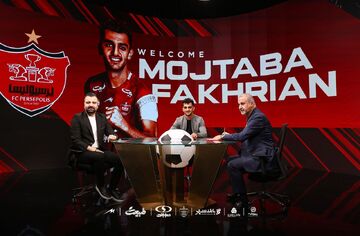 گزارش تصویری| دو خرید جدید پرسپولیس و یک ژست در فوتوشات!