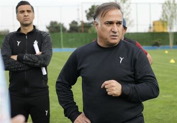 اولین واکنش دین‌محمدی به صعود پیکان: قسمت بود که خدا به ما کمک کند