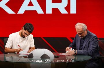 پشت صحنه امضای قرارداد شکاری با پرسپولیس!