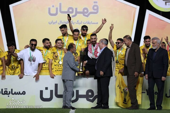 قهرمانی فجر